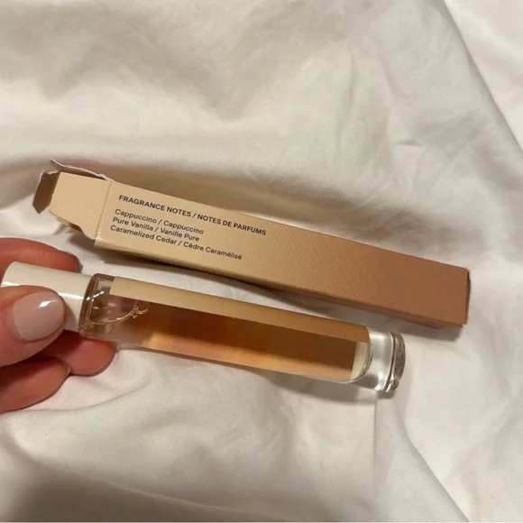 NIB Skylar Vanilla Sky Eau de Parfum travel Rollerball - Picture 8 of 8